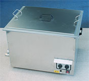 Riley Ultra-World Industrial Cleaning Tanks include high power piezo transducers and heaters.