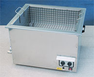 Riley Ultra-World Industrial Cleaning Tanks include high power piezo transducers and heaters.