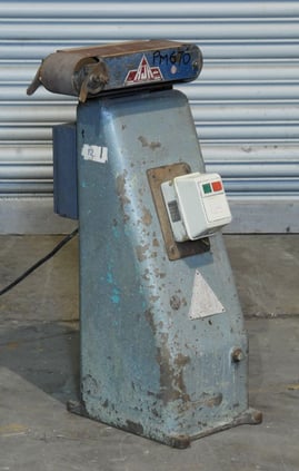 Linisher c/w Dust Extractor