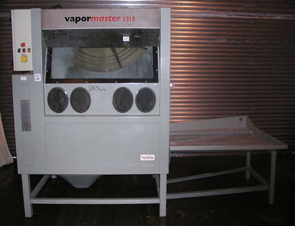 Vapormatt Vapor Master 1315 Wet Blast Machine - Side View and control panel