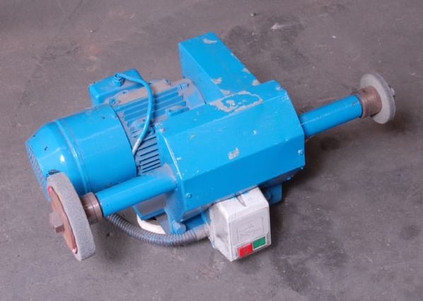 Bench Top Polishing Lathe