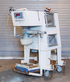 Palmatic Powder Dispensor