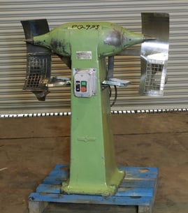 Higgs 3hp 2890rpm double ended lathe