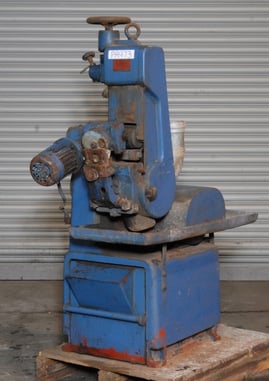 Centreless Linishing Machine - General view front