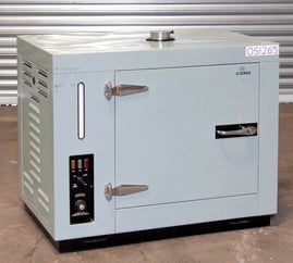 B & T Laboratory Oven