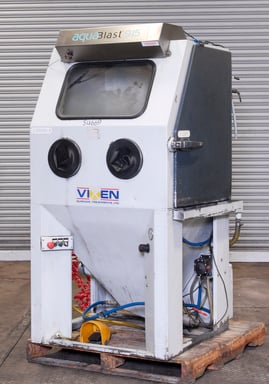 Surface Treatments 915 Aqua Blast Cabinet
