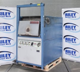 Carbolite LCF Large Capacity Furnace, 1200°C Furnace