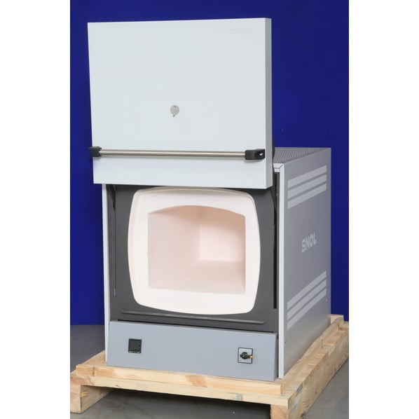 SNOL 1100°C &amp; 1300°C Tool Room Muffle Furnace Range (39/1100 LHM01 shown)