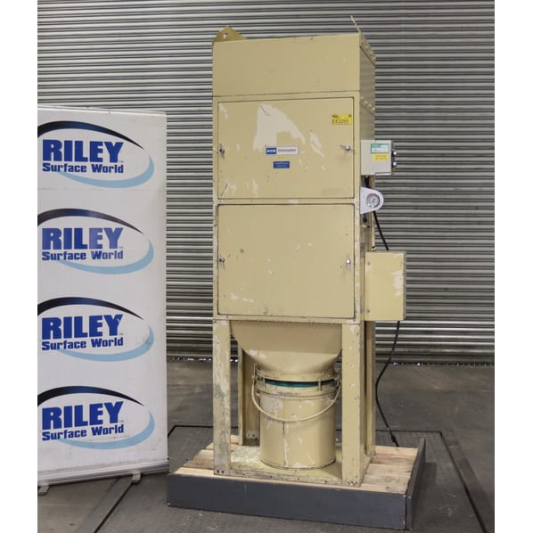 Donaldson Torit (DCE) UMA Unimaster 102 K3 Dust Extractor