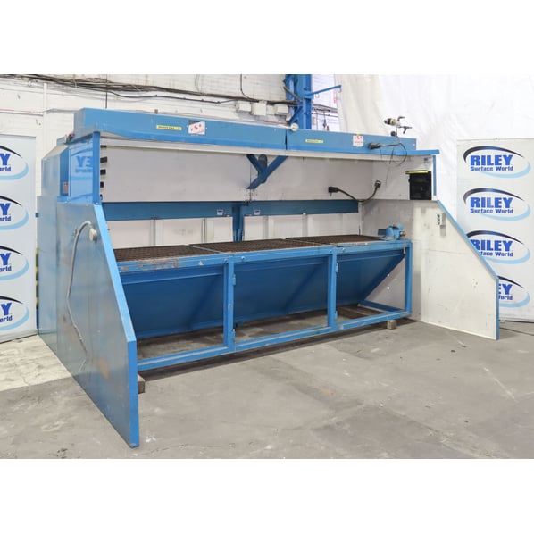 Lakestyle Multi-Station Workbench with Downdraft Filtering Extraction Unit
