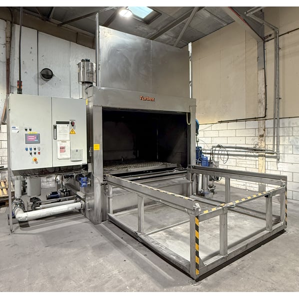 Turbex Two Stage Aqueous Spray Cleaning Machine with 2.5m Table, Door Open Wash Table Inside