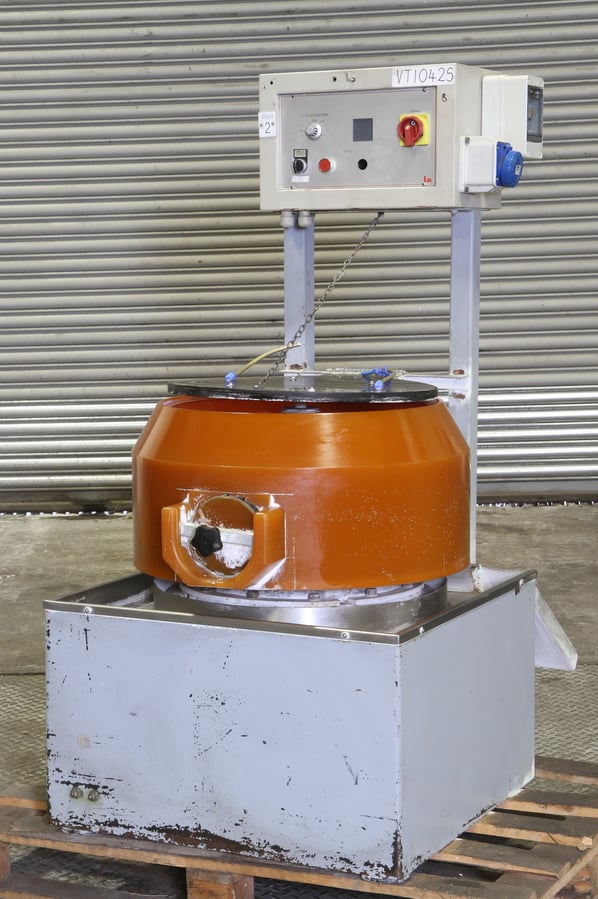 VT1042S - Lando Mario Vibratory Finishing Machine Type LT50