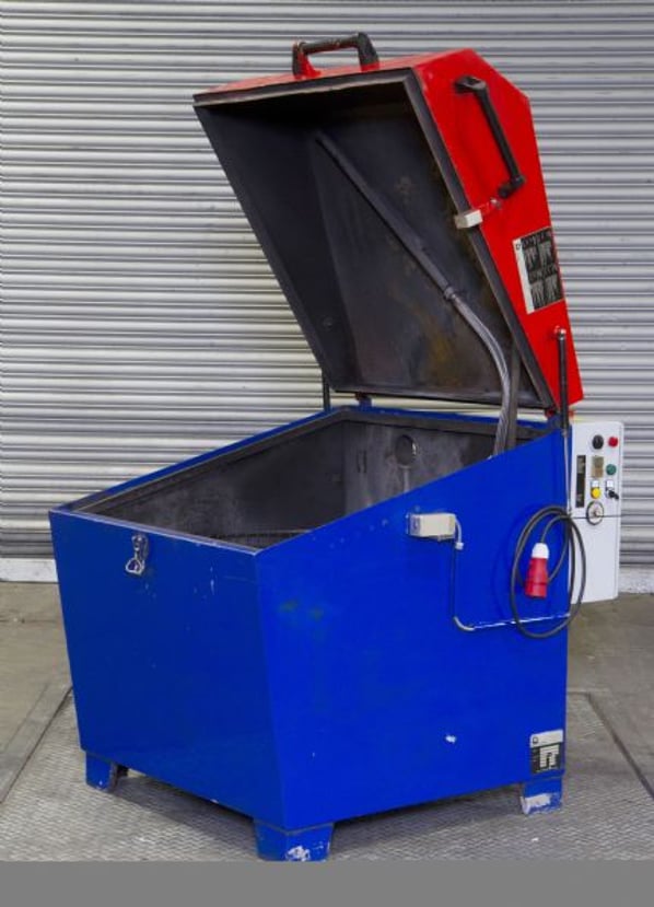 MC100 Top Loading Spray Washer