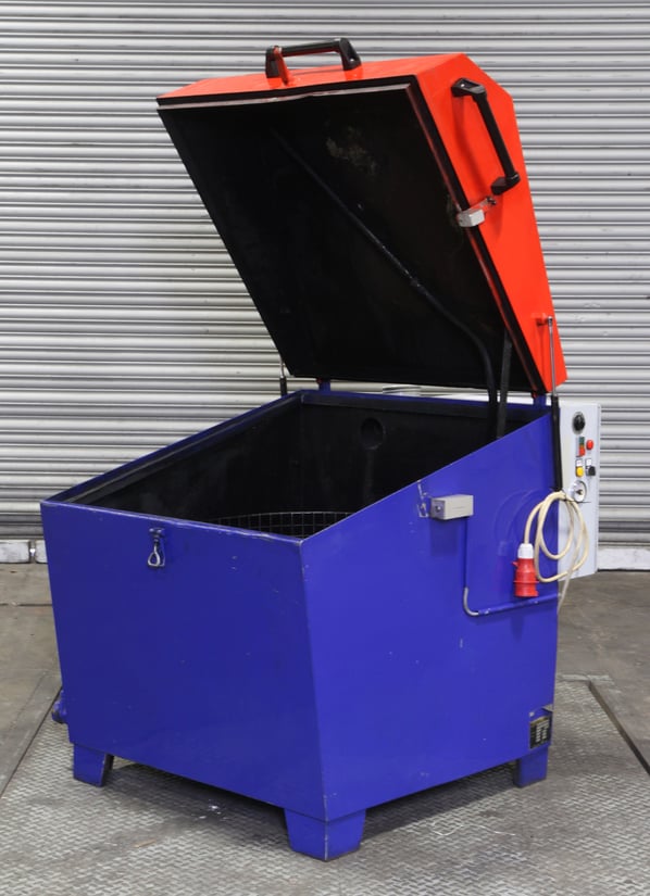 Metalas MC100 Top Loading Spray Washer