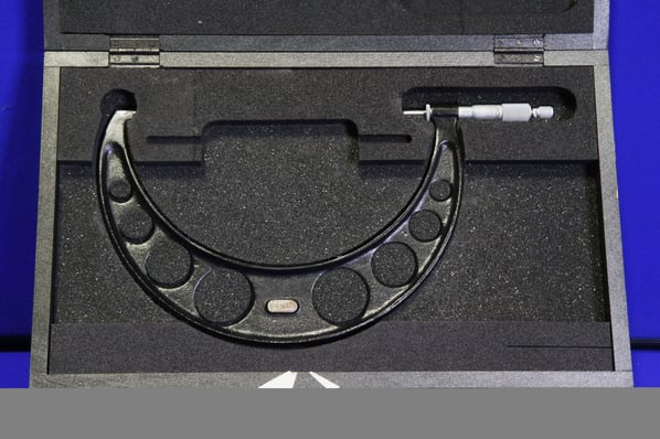 NAB895 Micrometer 200 - 225mm