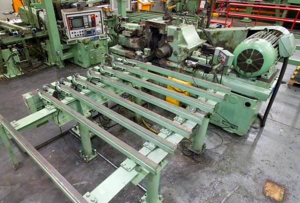 Lidkoping Model 5 B Through Feed Centreless Grinding Machine
