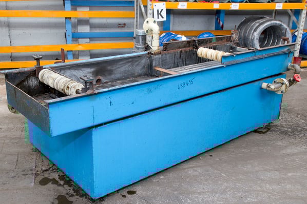 Polymer quench tank with cooler and magnetic separator