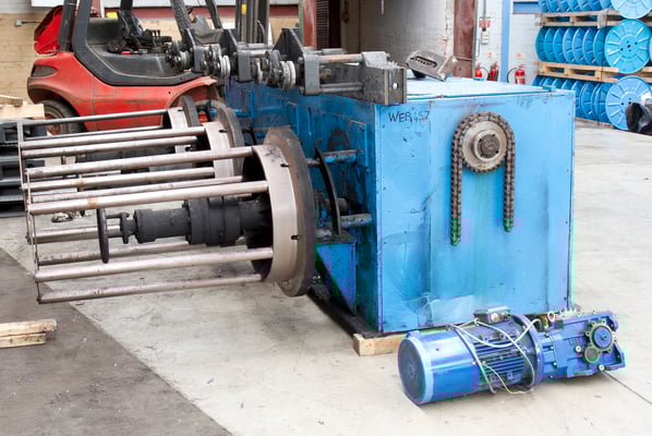 Capstan winder Benches