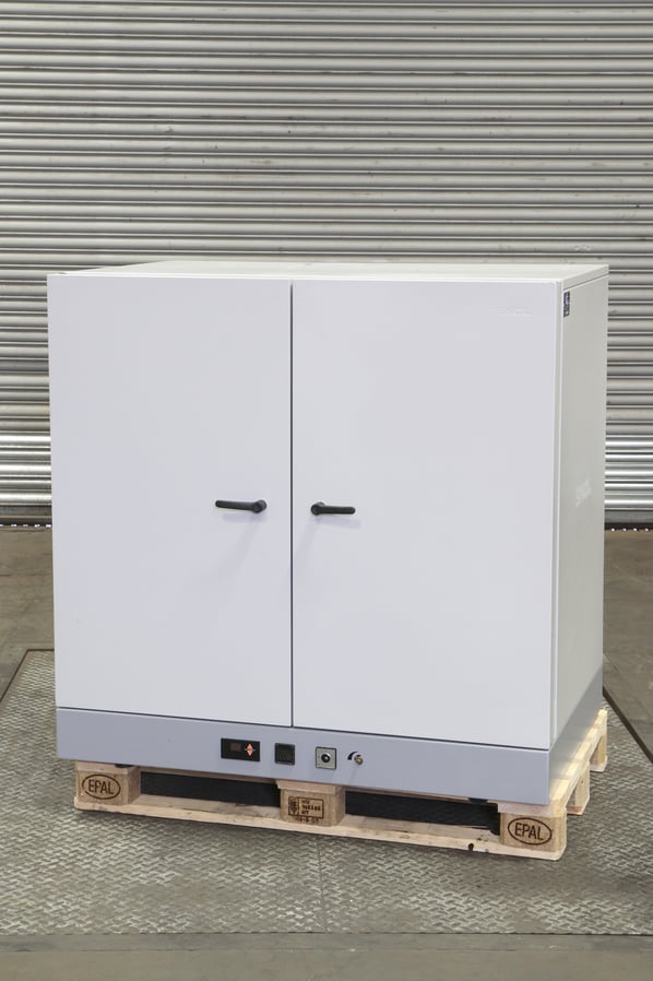 SNOL 420/300 Batch Oven