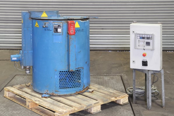 Heavy duty centrifugal component drier