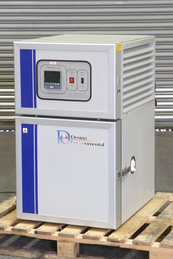 Temperature cycling oven