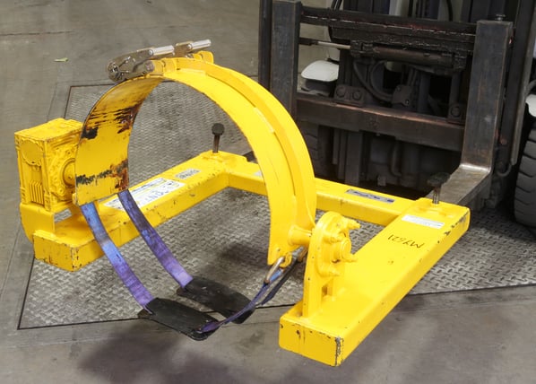 Fork Mounted Drum Lifter