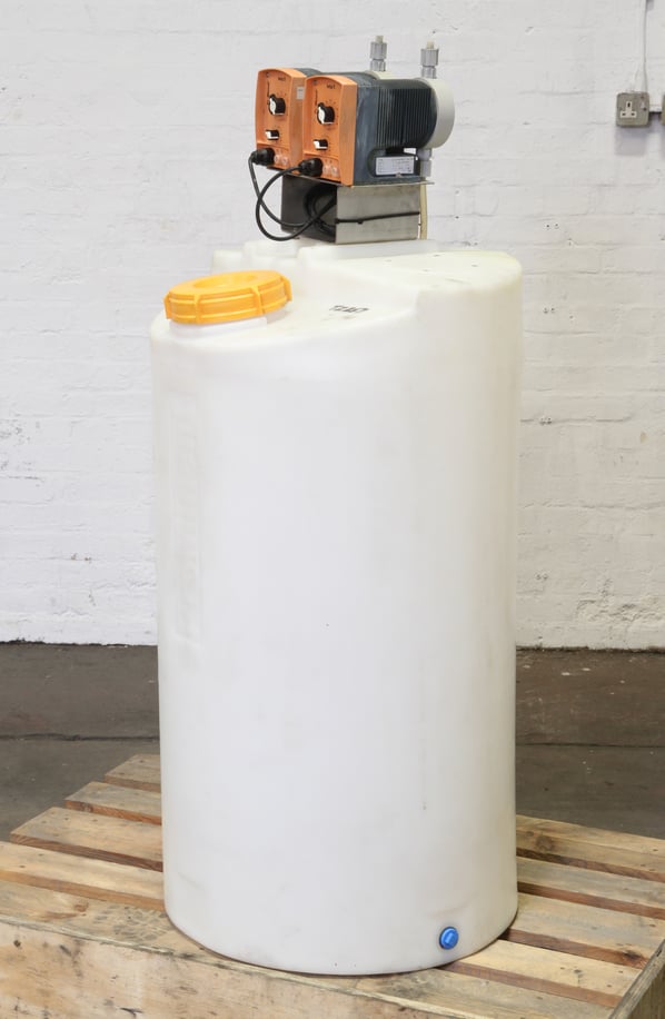 Dosing Tank and Pump