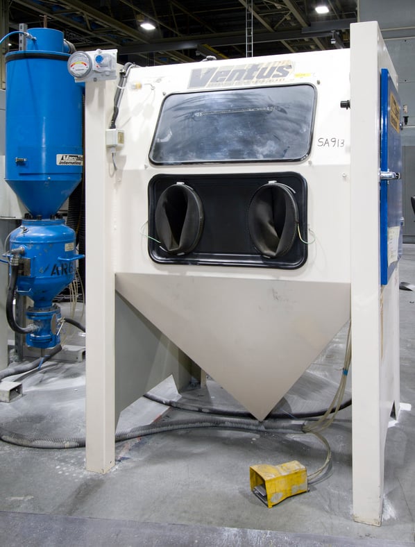 Vacublast Ventus 125 Pressure Fed Shot Blasting Cabinet