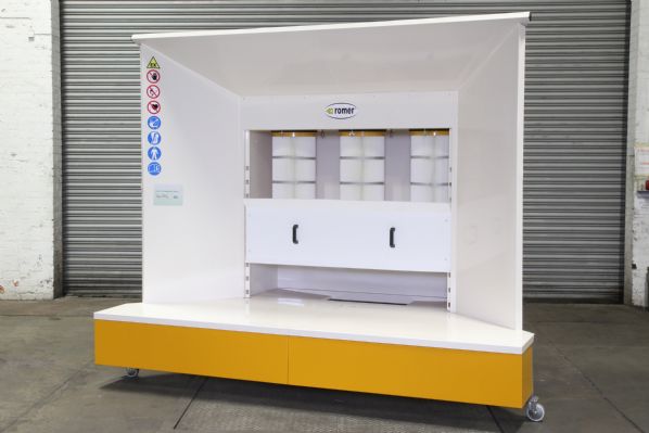 KPO3 O Powder Coating Booth with Hopper (standard floor shown)