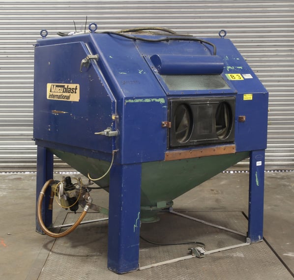 Vacublast (Wheelabrator) Blastmaster PB150 Pressure Fed Manual Blast Cabinet