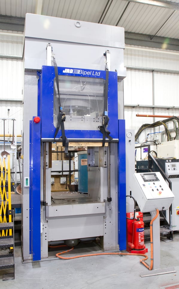 Bipel 300 Tonne Press