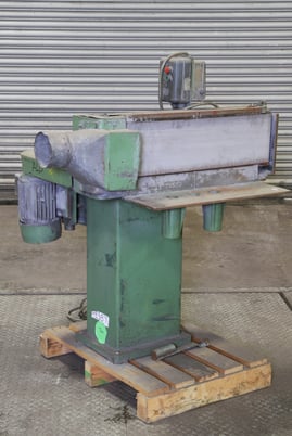 Heavy Duty Linishing Machine.